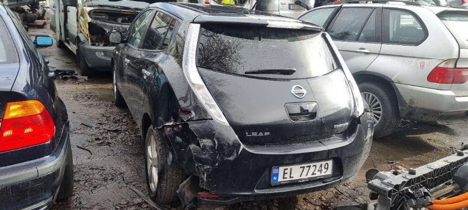Nissan Leaf 2011-2017 (Type I) delebil , Motorkode: EM57, Girkassekode: