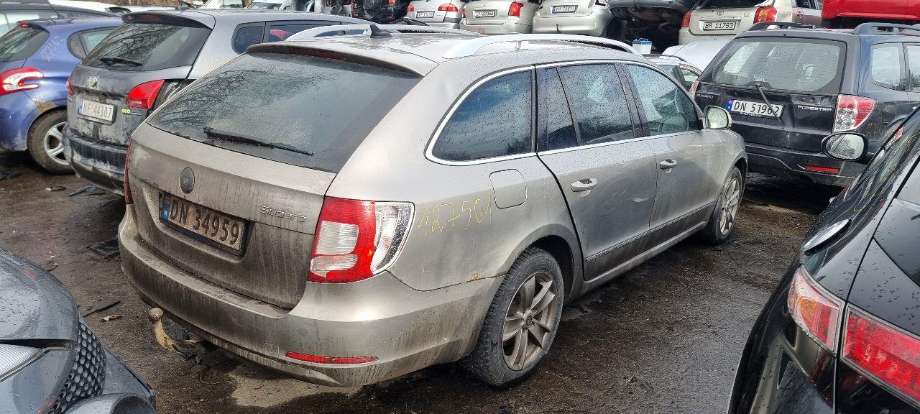 Škoda Superb 2008-2015 (Type II) delebil , Motorkode: CBB, Girkassekode: 