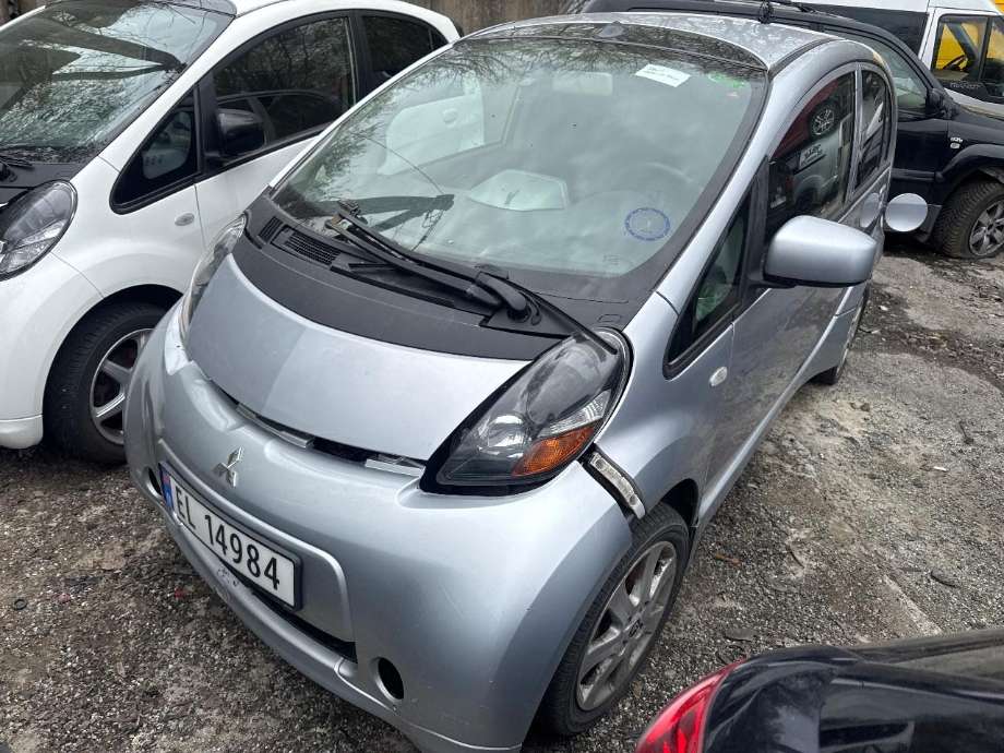 Mitsubishi i-MiEV, 2010->>  delebil , Motorkode: Y4F1