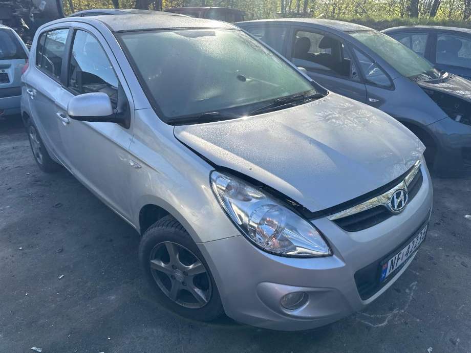 Hyundai i20, 2009-2014 (Type I)  delebil , Motorkode: G4LA