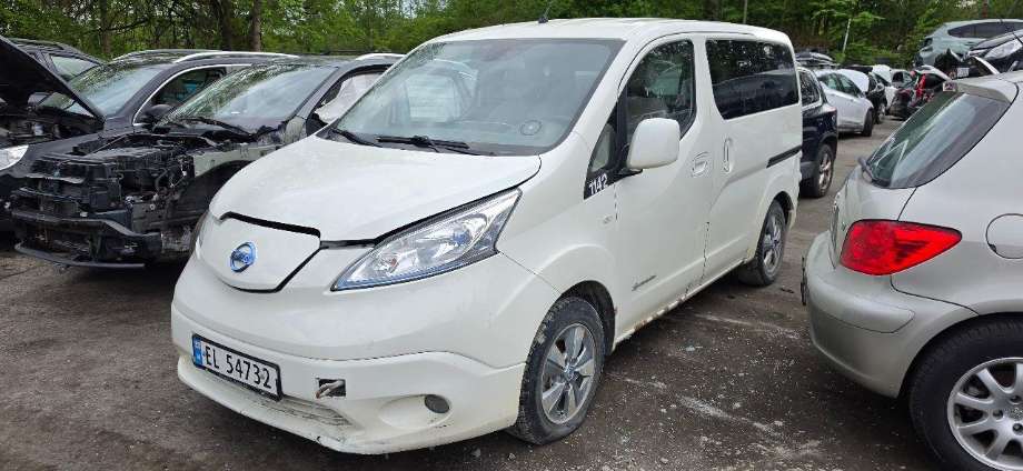 Nissan E-NV200 2014-->> delebil , Motorkode: EM57, Girkassekode: 