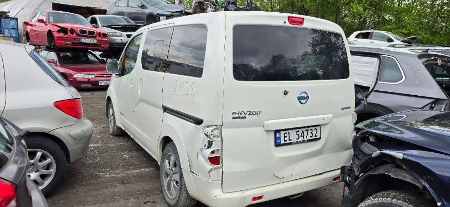 Nissan E-NV200 2014-->> delebil , Motorkode: EM57, Girkassekode: 
