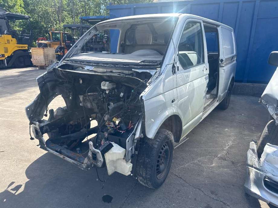 VW Transporter / Caravelle, 2009-2015 (T5, Fase 2) (T5) delebil , Motorkode: CFC