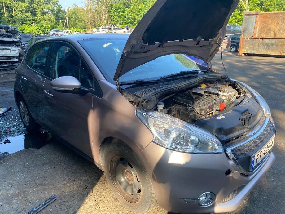 Peugeot 208, 2012-2019 (Type I)  delebil , Motorkode: HM01