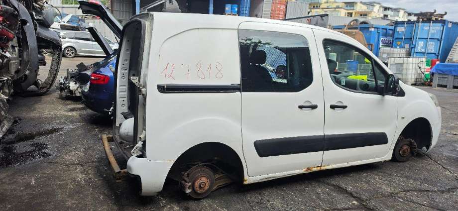 Peugeot Partner 2002-2008 (Type I, Fase 2) delebil , Motorkode: 9HT, Girkassekode: