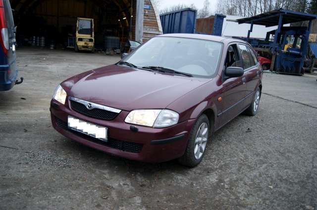 Mazda 323F 1999-2003 , Motorkode: B3, Girkassekode: 