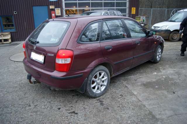 Mazda 323F 1999-2003 , Motorkode: B3, Girkassekode: 