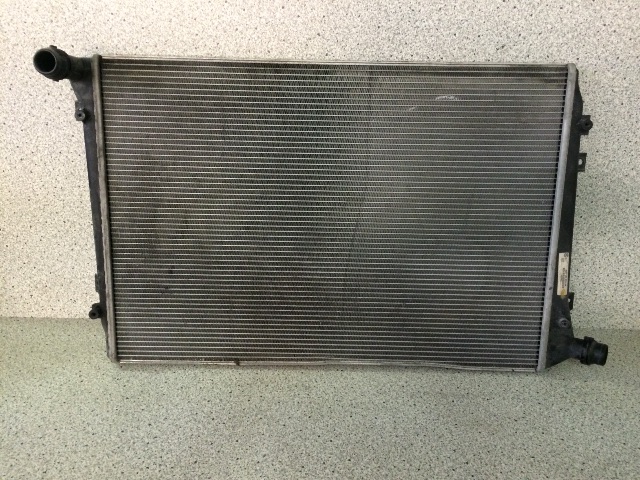 Radiator (manuell gir) til VW Passat, 2005-2010 (B6) (B6) (3C0121253AK)