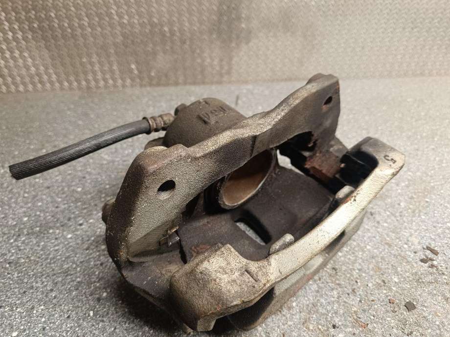 Bremsecaliper venstre foran til Subaru Trezia, 2011-2013  (60-22)