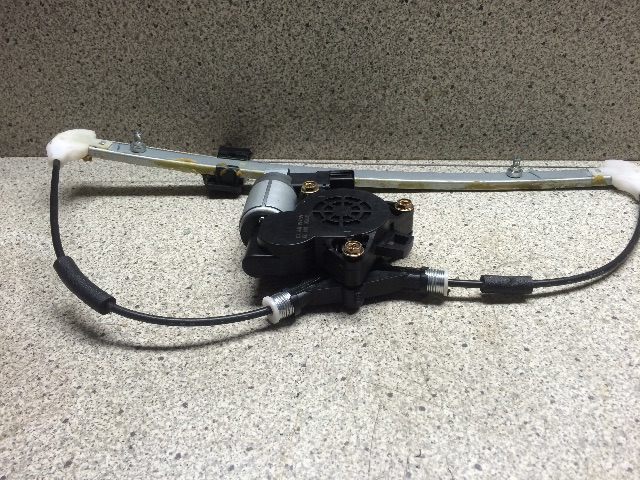 Ruteheis venstre bak til Mazda 3, 2006-2009 (Type I, Fase 2)  (BK4K7397XF)
