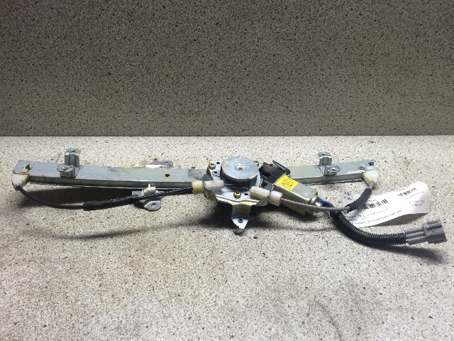 Ruteheis venstre foran til Nissan X-Trail, 2002-2007 (T30) (T30) 