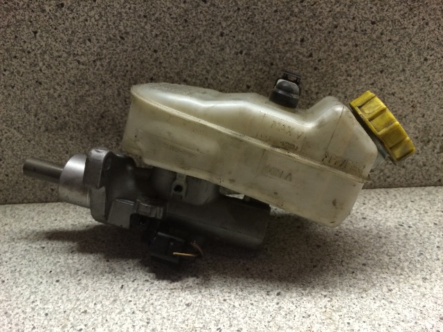 Bremsepumpe hoved til VW Transporter / Caravelle 2009-2015 (Fase 2) (T5) (T5) (7E0 611 019 A|7E0 611 019 B|)