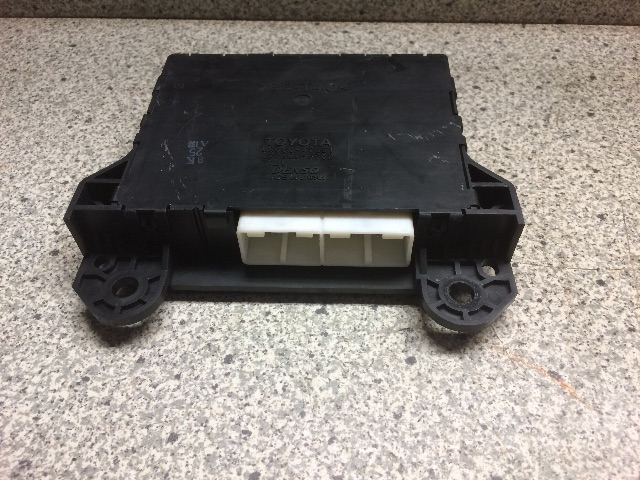 Styreenhet diverse til Toyota Prius, 2004-2009 (Type II) (COMBI) (COMBI) (DENSO|88650-47051)