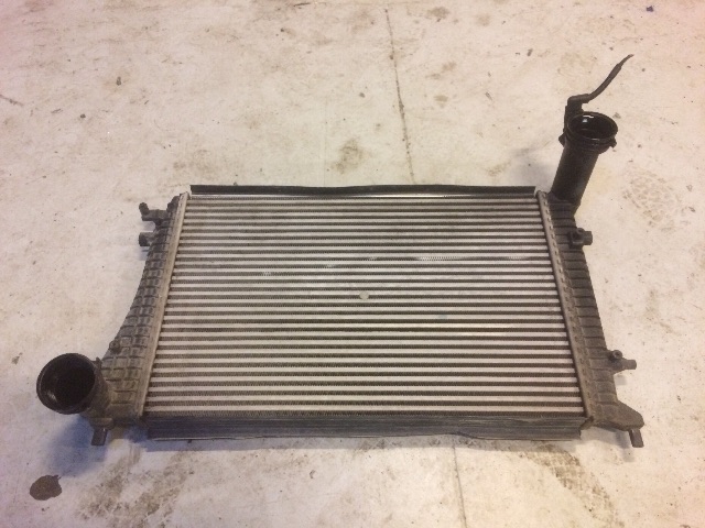 Intercooler til VW Touran, 2003-2006 (Type I, Fase 1)  