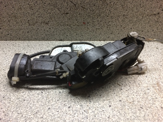 Låsekasse venstre foran til Suzuki Grand Vitara, XL-7 2001-2007