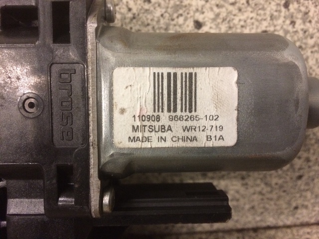 Ruteheis høyre bak til Volvo V70 2007-2013 (Type III, Fase 1)  (966265-102|)