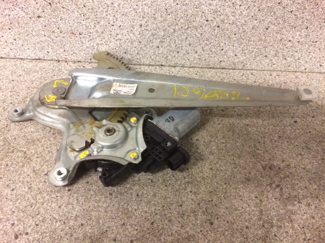 Ruteheis venstre bak til Toyota Hilux, 2006-2011  (69840-0K040)