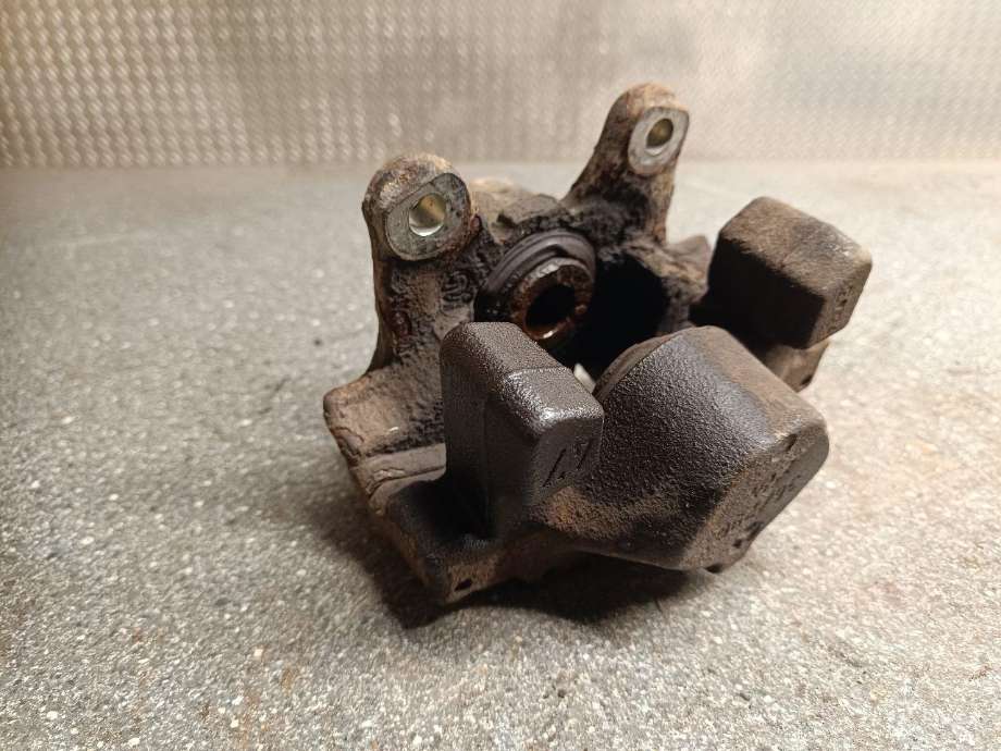 Bremsecaliper høyre bak til Mercedes C-Klasse, 2000-2004 (Fase 1) (W203) (W203) (A 003 423 97 98)