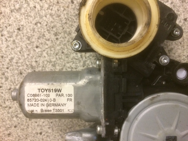 Ruteheis venstre foran til Toyota Auris 2013-2015 (Type II, Fase 1)  (85702-05020|)