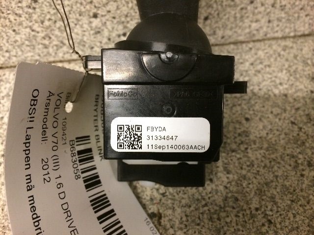 Bryter blink til Volvo V70 2007-2013 (Type III, Fase 1)  (31334647|)