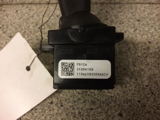 Bryter visker til Volvo V70 2007-2013 (Type III, Fase 1)  (31264169|)