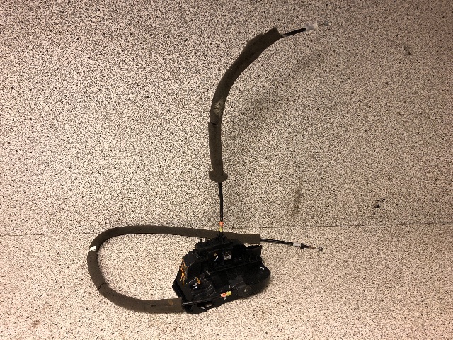 Låsekasse høyre foran til Nissan Qashqai, 2014-2021 (Type II)  