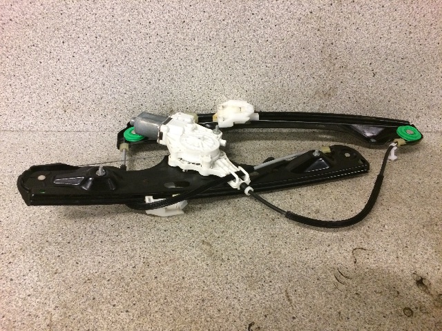 Ruteheis høyre foran til BMW X1, 2009-2015 (E84) (E84) (996625-102)