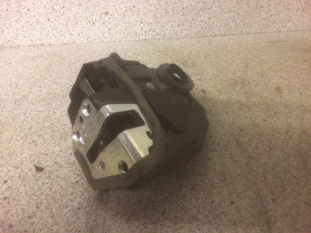 Låsekasse høyre bak til Toyota RAV4, 2009-2013 (Type III, Fase 2)  