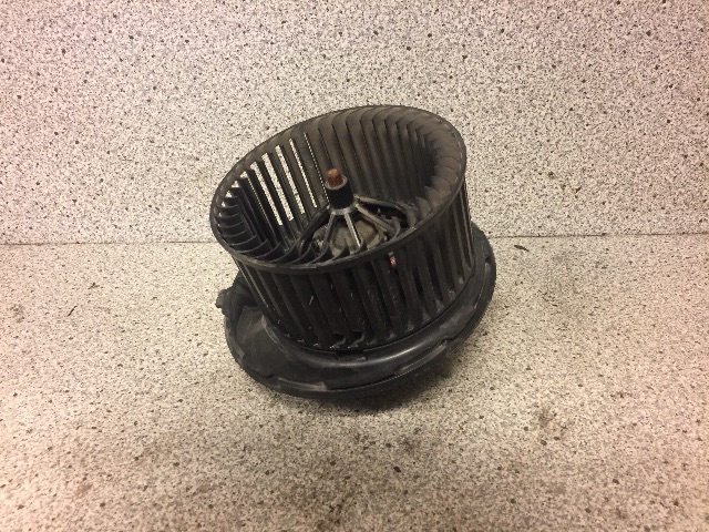 Varmeapparat motor til VW Caddy, 2010-2015 (Type III, Fase 2)  