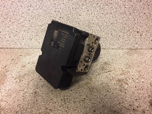 ABS sentral til VW Transporter / Caravelle, 2009-2015 (Fase 2) (T5) (T5) (ATL|7E0907379K)