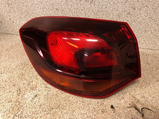 Baklykt venstre ytre til Opel Astra J, 2010-2015  