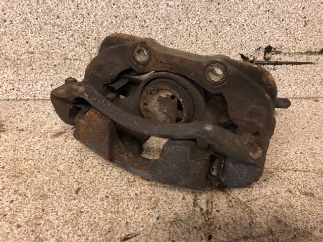Bremsecaliper høyre foran til Peugeot 3008, 2009-2016 (Type I)  