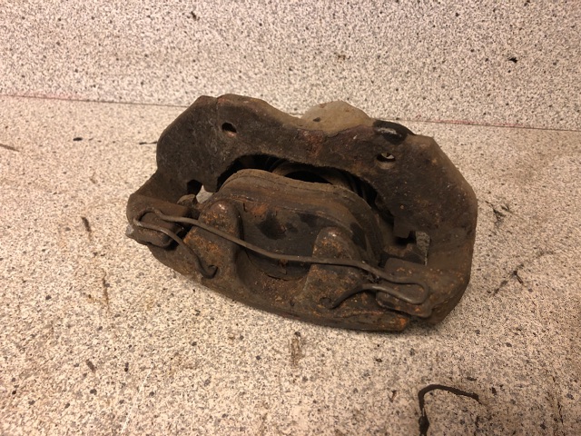 Bremsecaliper høyre foran til Volvo S40, 2004-2007 (Type II, Fase 1)  