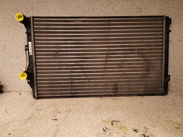 Radiator (manuell gir) til VW Scirocco, 2008-2013 (1K0212253BB)