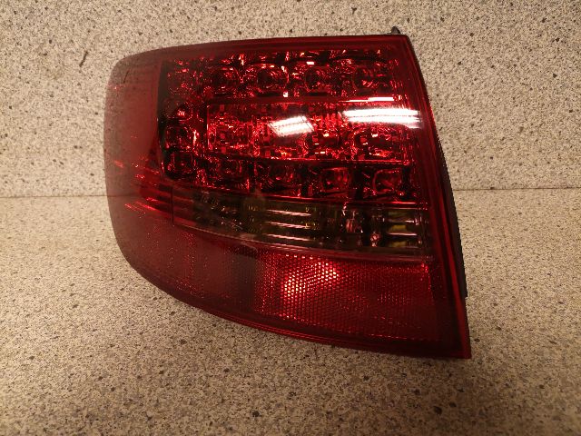Baklykt venstre til Audi A6 2001-2004 (Type II, Fase 2) (C5) (C5) (4F945095G|)