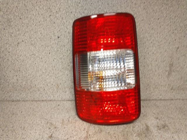 Baklykt venstre til VW Caddy, 2004-2010 (Type III, Fase 1)  (2K0945095D)