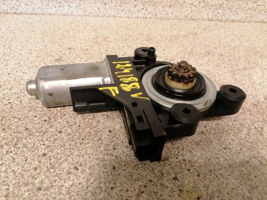 Ruteheis, kun motor, venstre foran til Volvo V70, 2007-2013 (Type III, Fase 1)  (MITSUBA|WR12-291)