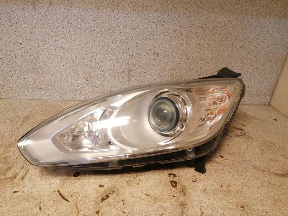 Frontlykt venstre xenon til Ford C-Max, 2010-2015 (Type II, Fase 1)  (AM5113D155AE)