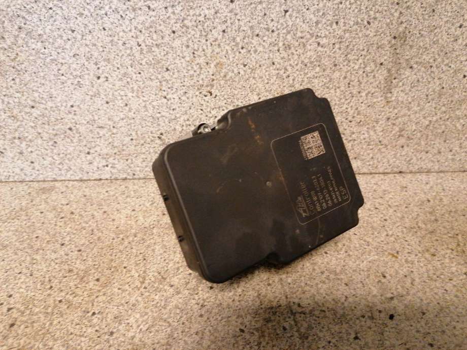 ABS sentral til Toyota Yaris, 2009-2011 (Type II, Fase 2)  (89541-0D170)