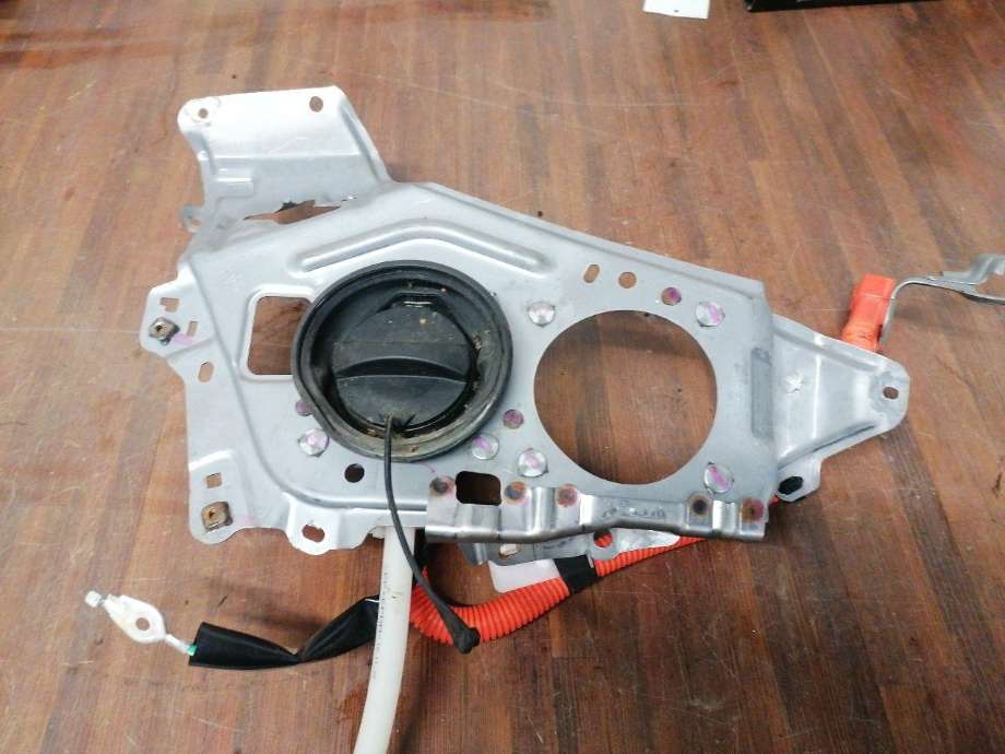 Batterilader inntak/luke til Toyota Prius, 2016-2023 (Type IV) (combi) (combi) (G908147060)