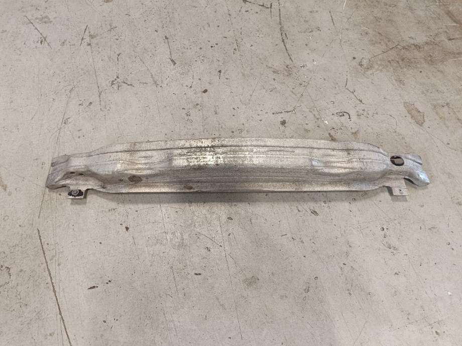 Støtfangerforsterkning foran til Audi A6 2005-2008 (Type III, Fase 1) (C6) (C6)