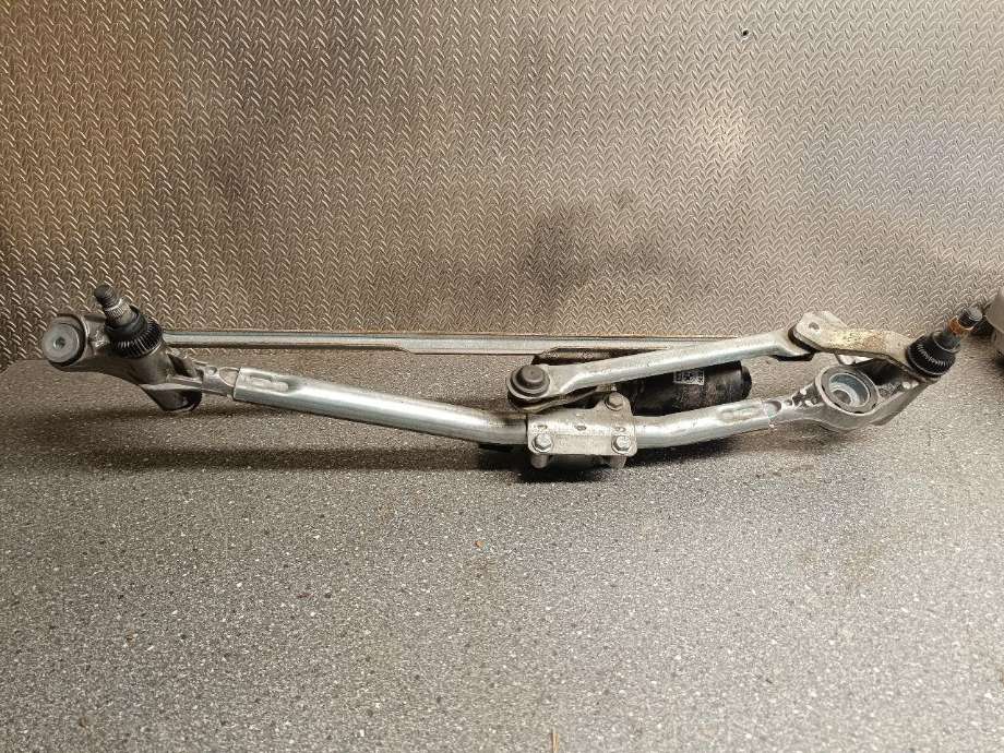 Viskermotor frontrute komplett m/overføring til BMW 3-Serie, 2005-2011 (E90/E91/E92/E93) (E90/E91/E92/E93) (6978263-01)