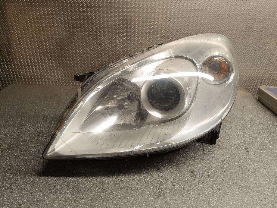 Frontlykt venstre halogen til Mercedes B-Klasse, 2008-2011 (Fase 2) (W245) (W245) (a1698207761)