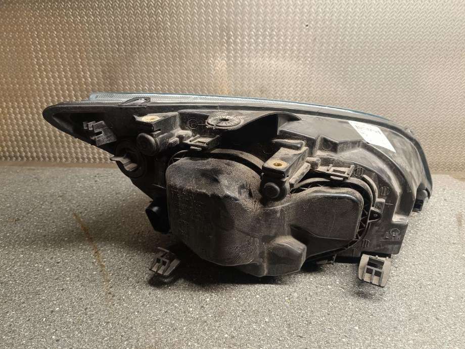 Frontlykt venstre halogen til Ford Focus 2004-2007 (Type II, Fase 1)  (4M51-13W030-AD|)