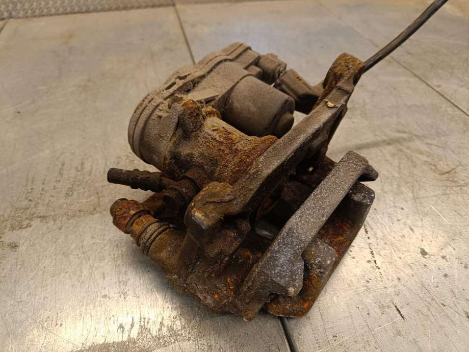 Bremsecaliper venstre bak, elektrisk til Mitsubishi Outlander, 2015-->> (Type III, Fase 2)  