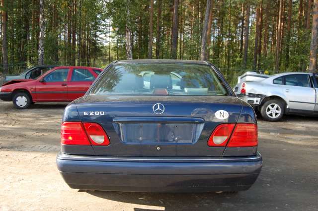 Mercedes E-Klasse 1995-2000 (Fase 1) (W210) (W210), Motorkode: , Girkassekode: 