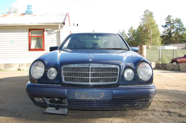 Mercedes E-Klasse 1995-2000 (Fase 1) (W210) (W210), Motorkode: , Girkassekode: 