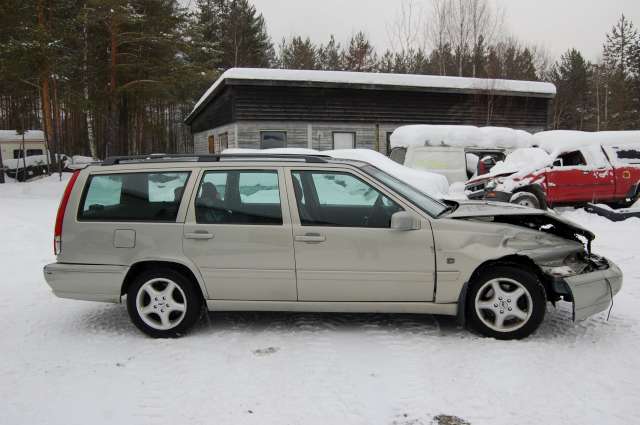 Volvo V70 (S70/XC70) 1997-2000 (Type I) , Motorkode: , Girkassekode: 