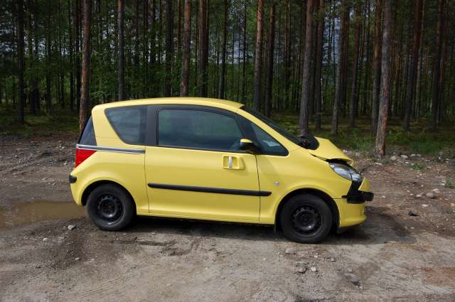 Peugeot 1007 2004-->> , Motorkode: , Girkassekode: 