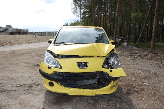Peugeot 1007 2004-->> , Motorkode: , Girkassekode: 